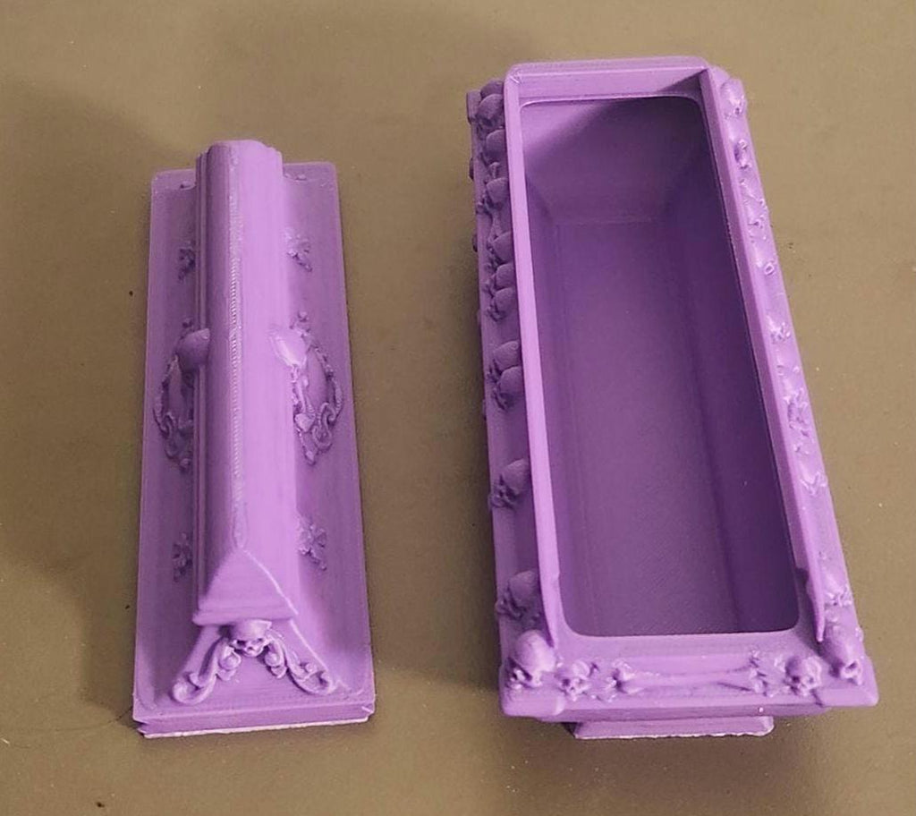 Skull Casket Dice Holder – Crypt of the Cursed Roll
